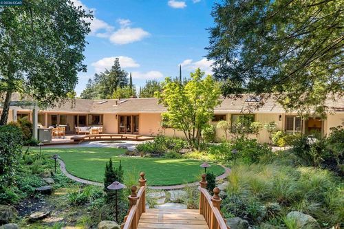 2216 Nelda Way, Alamo, CA, 94507 | Card Image