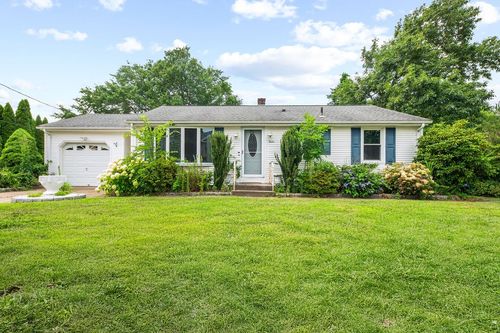 12 Janet Dr, West Warwick, RI, 02893-1317 | Card Image