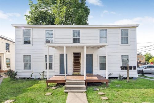 apt-2-1911 Benson St, Houston, TX, 77020-2455 | Card Image