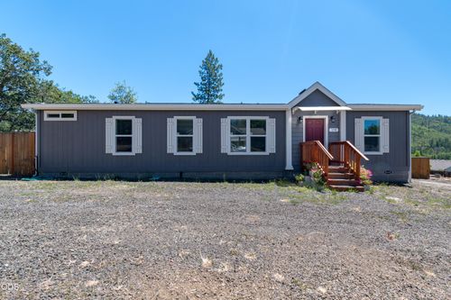 158 Train Lane, Shady Cove, OR, 97539 | Card Image