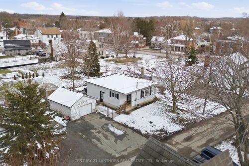 2 Duncan Street, Prince Edward County, ON, K0K1T0 | Card Image