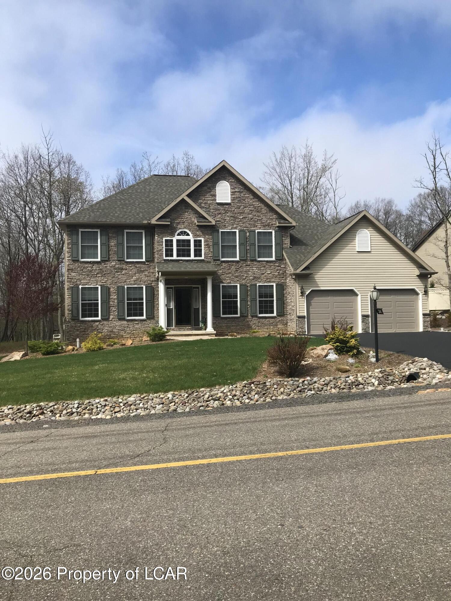 Residential Lease in Hazleton