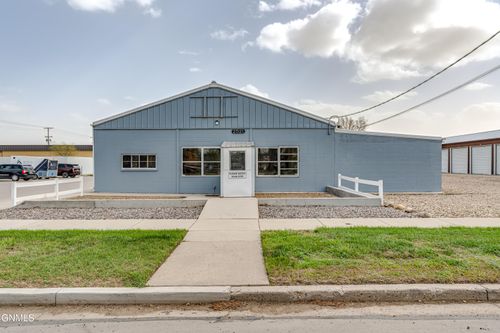 2521 Railroad Ave, Bismarck, ND, 58501-5072 | Card Image