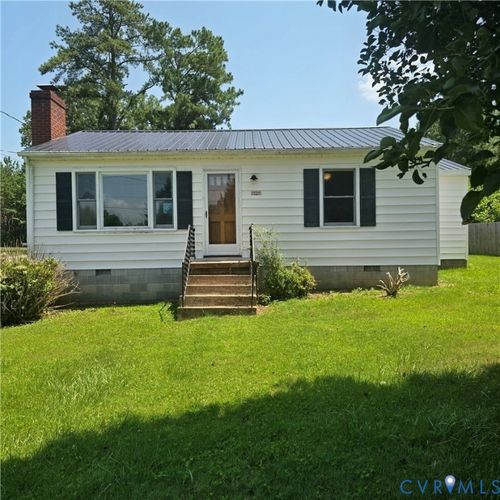 1529 1st St, Victoria, VA, 23974-9586 | Card Image