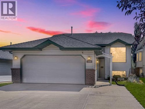 7809 Michaelis Blvd, Grande Prairie, AB, T8W2H5 | Card Image