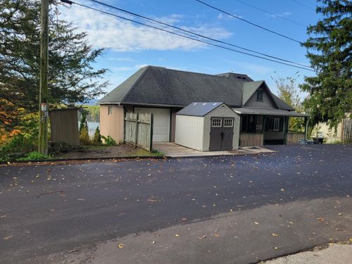 223 S Hill St, Fountain City, WI, 54629-8714 | Card Image