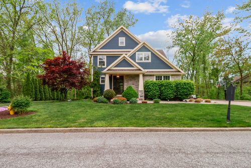 66 Braemar Dr, Valparaiso, IN, 46385-7737 | Card Image