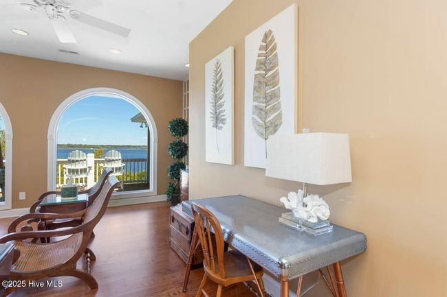Family Room | Image 58