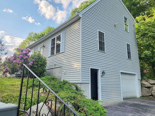 169 Gore Rd, Webster, MA, 01570-6820 | Card Image