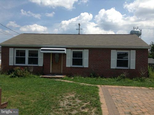 106 Green Park Ct, Winchester, VA, 22602-7447 | Card Image
