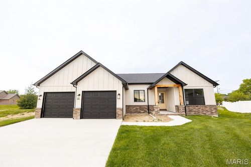 720 Mortar St, Mascoutah, IL, 62258-1744 | Card Image