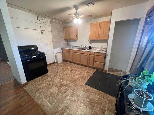 1009 W Sunset Dr Drive, Anadarko, OK, 73005 | Card Image