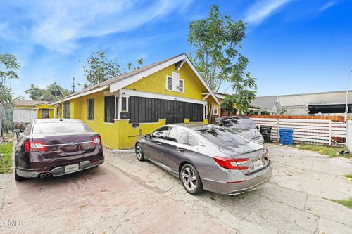 352 W 59th Pl, Los Angeles, CA, 90003-1112 | Card Image