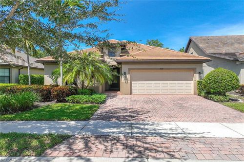 7049 Live Oak Dr, NAPLES, FL, 34114-8154 | Card Image
