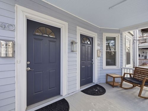 40-42 Dexter St, Waltham, MA, 02453-5017 | Card Image