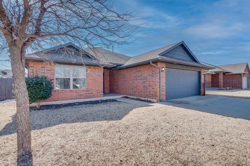 8512 Sw 42nd St, Oklahoma City, OK, 73179-7930 | Card Image