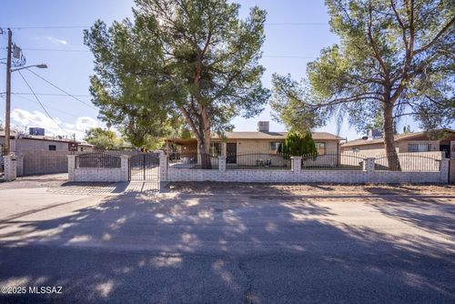 435 Calle Azulejo, Rio Rico, AZ, 85648 | Card Image