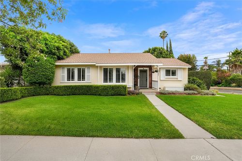 19101 Sylvan St, Reseda, CA, 91335 | Card Image