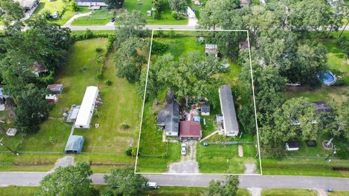 27546 Spanish Oaks Dr, New Caney, TX, 77357-7040 | Card Image