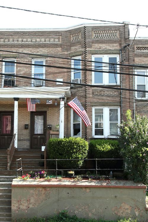 39 W 47th St, Bayonne, NJ, 07002-4004 | Card Image