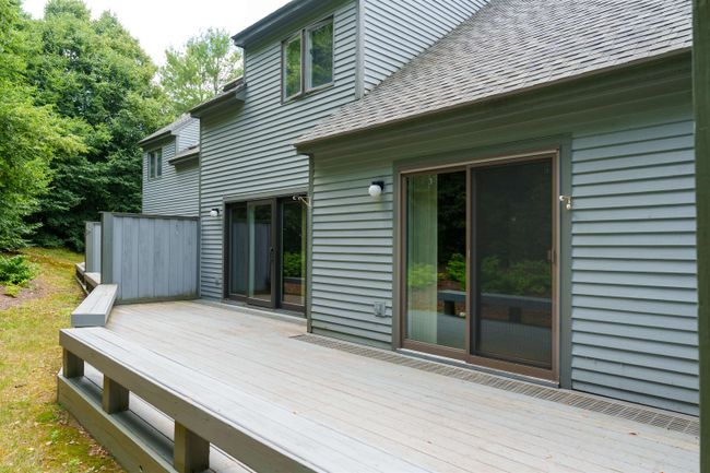 UNIT-1D - 40 Heather Dr, Condo with 3 bedrooms, 3 bathrooms and null parking in White River Junction VT | Image 16
