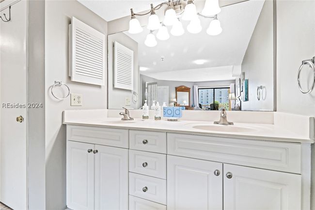 APT-1209 - 1 Ocean Ln, Condo with 2 bedrooms, 2 bathrooms and null parking in Hilton Head Island SC | Image 13