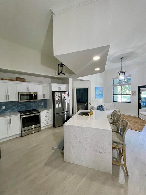 apt-123-600 S Dixie Hwy, West Palm Beach, FL, 33401-5826 | Card Image