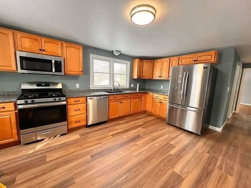 34 Daniel Plummer Rd, Goffstown, NH, 03045-2504 | Card Image