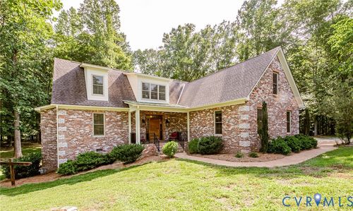 7327 Crush Ct, New Kent, VA, 23124-2869 | Card Image
