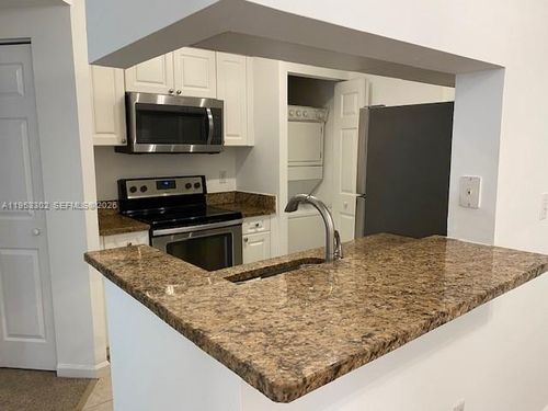 apt-2119-17150 N Bay Rd, Sunny Isles Beach, FL, 33160-3424 | Card Image