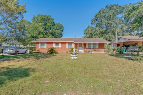 63 Oak Ln, SHALIMAR, FL, 32579-1430 | Card Image