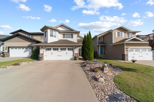 7510 40 Ave, Camrose, AB, T4V4C1 | Card Image