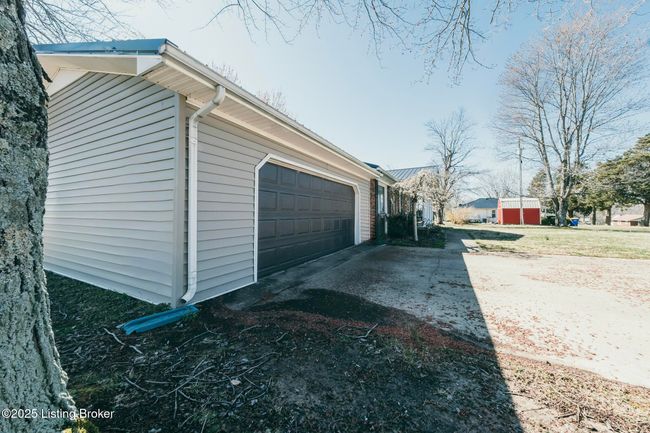 8113 Ky Highway 259 N, House other with 3 bedrooms, 1 bathrooms and null parking in Bee Spring KY | Image 39