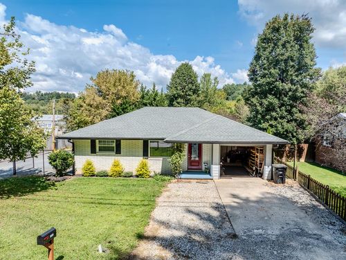 1117 Hiwassee St, Murphy, NC, 28906-3396 | Card Image