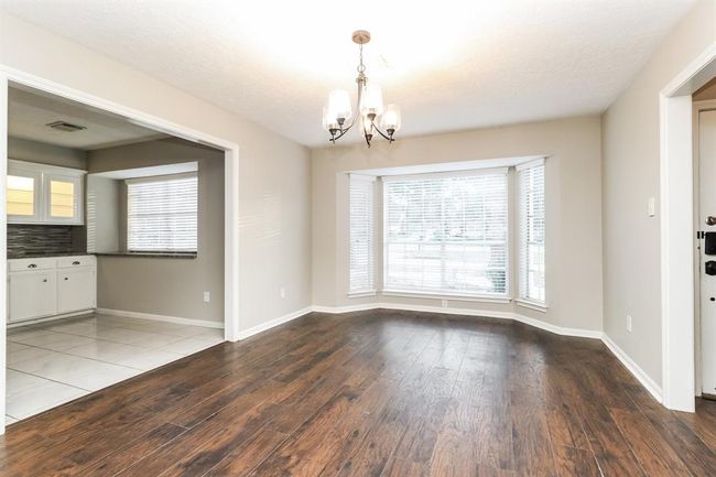 488 Stephen F Austin Dr, House other with 4 bedrooms, 3 bathrooms and 2 parking in Conroe TX | Image 6