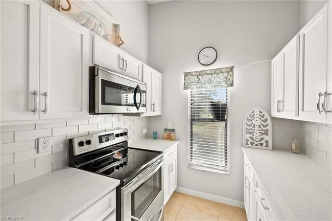 APT-31 - 1413 Sw 51 St Ln, Condo with 2 bedrooms, 2 bathrooms and null parking in CAPE CORAL FL | Image 15