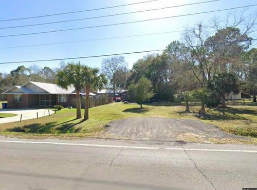 254 12th St, Apalachicola, FL, 32320-1368 | Card Image