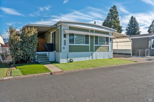 spc-11-660 Leslie St, Ukiah, CA, 95482-5566 | Card Image