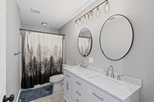 873 Hcr 1106, House other with 4 bedrooms, 3 bathrooms and null parking in Blum TX | Image 23