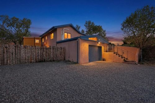 2 Camino Chupadero, Santa Fe, NM, 87506-0079 | Card Image