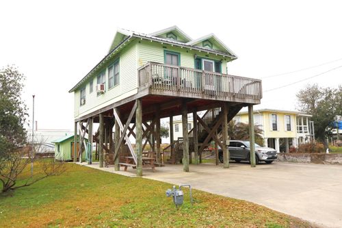 223 Santiny Ln, Grand Isle, LA, 70358 | Card Image