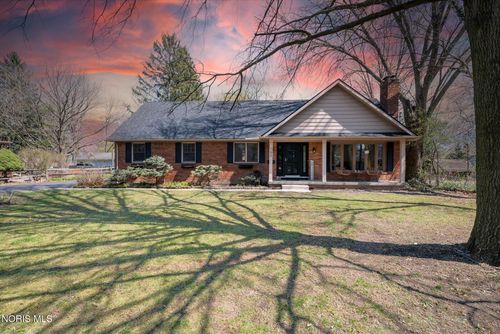 733 Findlay St, Perrysburg, OH, 43551-1666 | Card Image