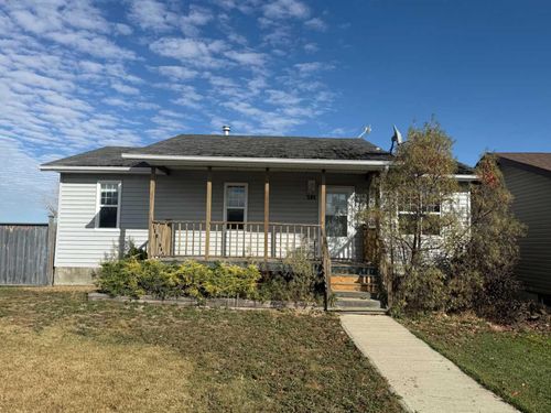 201 1 Avenue South, Morrin, AB, T0J2B0 | Card Image