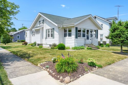 600 N Pleasant Street, Jackson, MI, 49202 | Card Image