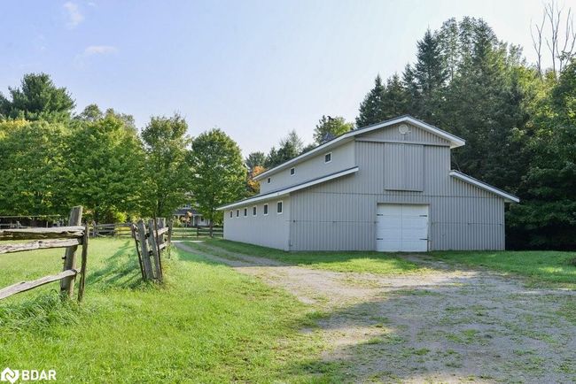 1390 Warminster Sideroad, House other with 3 bedrooms, 3 bathrooms and 20 parking in Oro Medonte ON | Image 32