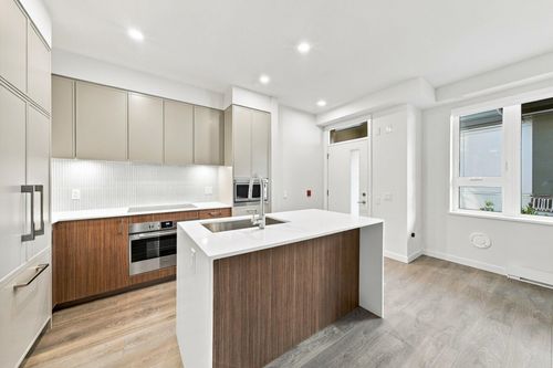102-956 Lytton St, North Vancouver, BC, V7H0C4 | Card Image