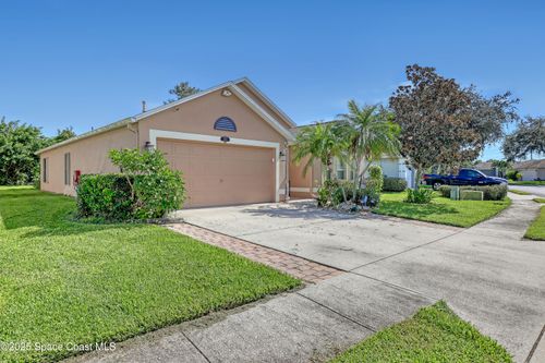 2210 Spring Creek Cir Ne, Palm Bay, FL, 32905-4037 | Card Image