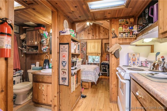 7178 S Flatwood Rd, Home with 2 bedrooms, 2 bathrooms and null parking in Pekin IN | Image 68