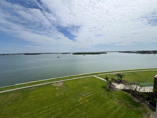 apt-403e-1 Key Capri, TREASURE ISLAND, FL, 33706-4913 | Card Image