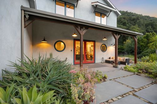 16096 Maricopa Hwy, Ojai, CA, 93023-9507 | Card Image